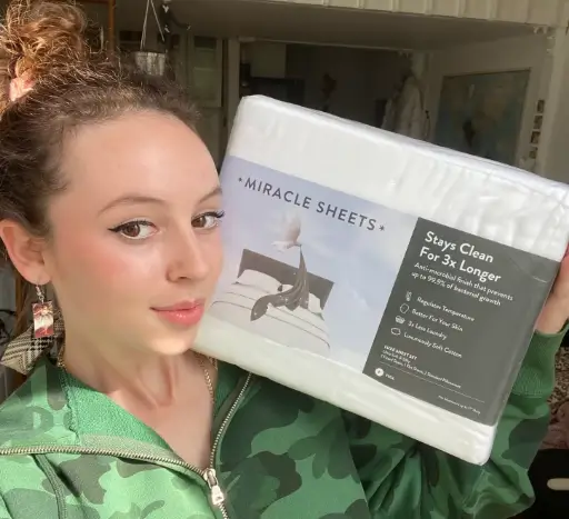 Livy from Chicago showing Miracle Made Sheets, happy with the antibacterial and cooling features
